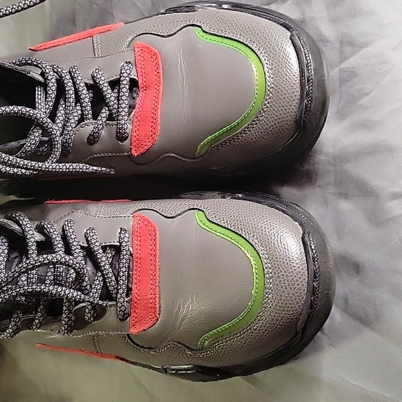 Kenneth Cole Techni-cole high top sneaker - Picture 9 of 9